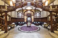 Rubezahl-Marienbad Luxury Historical Castle Hotel & Golf-Castle Hotel Collection - parking