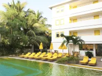 Bloomrooms @ Calangute - Pools