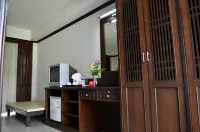 First Residence Hotel - 3-Sterne