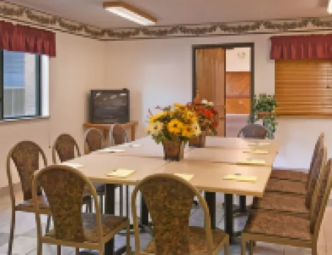 슈퍼 8 바이 윈덤 포츠머스