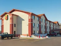 Super 8 by Wyndham Mundelein/Libertyville Area Hôtels à : Vernon Hills
