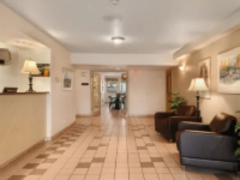 Ramada by Wyndham Cranbrook Hotels in Cranbrook