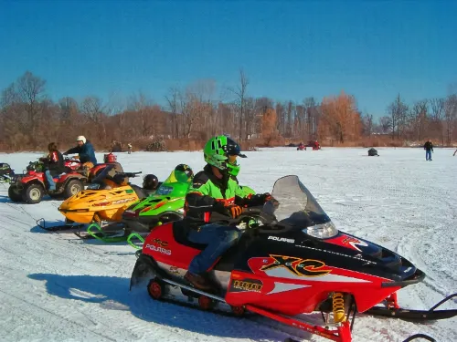 Best Western Plus Coldwater Hotel Рядом с отелем Photos