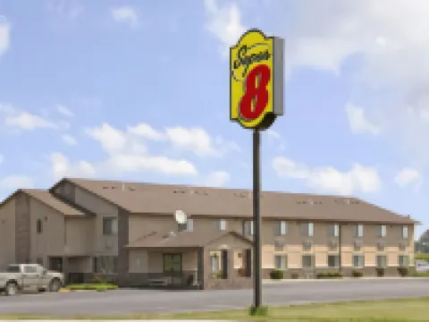 Super 8 by Wyndham Perry IA Hotels in Perry