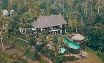 Adiwana Dara Ayu Villas