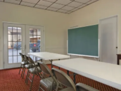 Super 8 by Wyndham Temple S. General Bruce Hotels in Temple