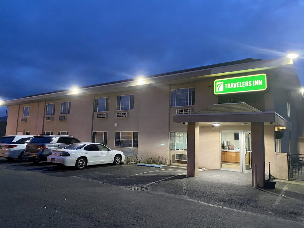 Travelers Inn Medford