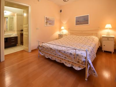 One-Bedroom Villa Deni Photo