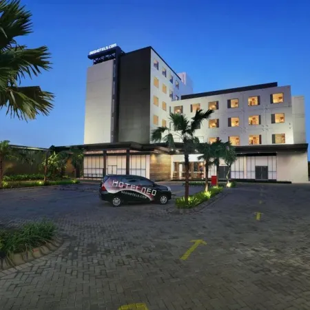 Neo+ Waru Sidoarjo by Aston