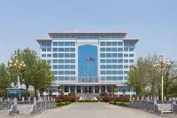 Yinan Hotel (Zhisheng Hot Spring Resort No.2 Building) Hotele w: Yinan