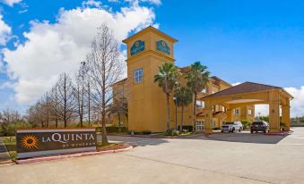 La Quinta Inn & Suites by Wyndham Pearland - Houston South