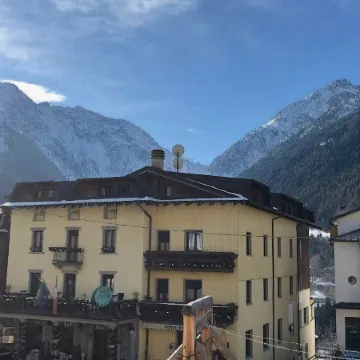 Hotel Sciatori 3 Stelle Superior