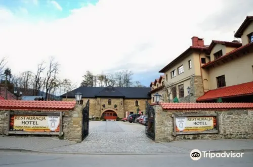 Folwark Stara Winiarnia Hotels in Myślenice County