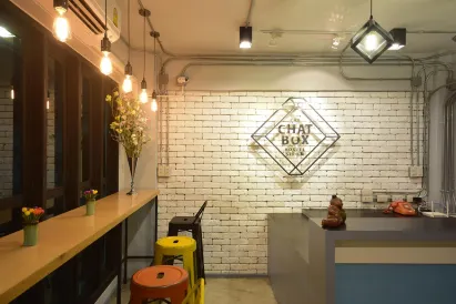 The Chatbox Silom Hostel