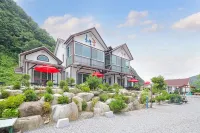 Danyang Sky Dream Pension Hotel in zona Geumgangjeong