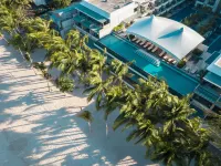 Henann Palm Beach Resort Hotel in zona Station 1
