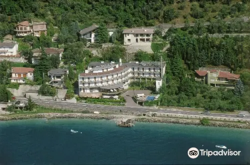 Hotel Caribe - Garda Lake Collection Hotels in Brenzone sul Garda
