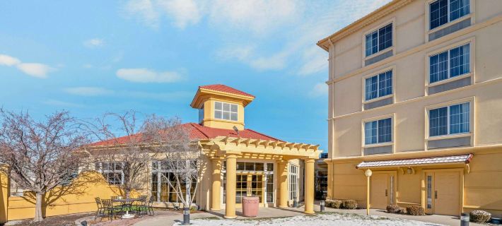 La Quinta Inn & Suites by Wyndham Salt Lake City Airport Hotels in Salt Lake City