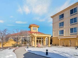 La Quinta Inn & Suites by Wyndham Salt Lake City Airport