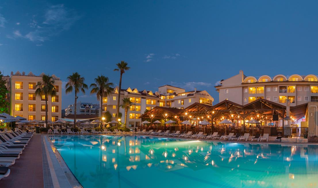Julian Club Hotel