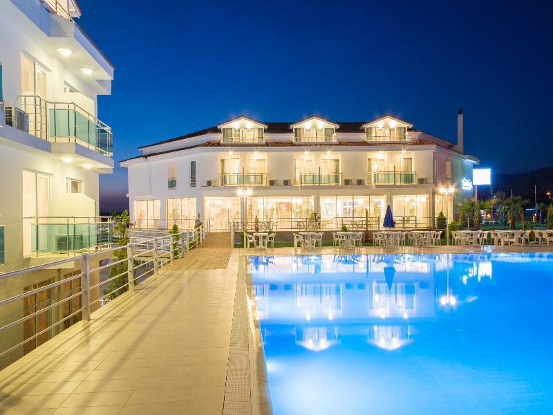 Larina Ninova Thermal Spa & Hotel