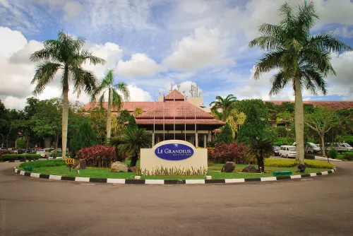 Le Grandeur Palm Resort Johor Hotels in Senai