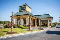 Quality Inn & Suites Civic Center
