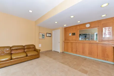 Cheshire Welcome Inn Отели в г. Нотак