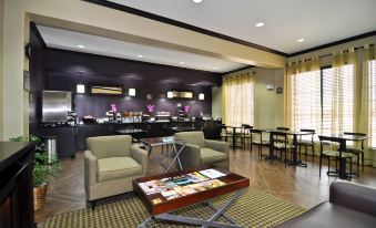 Best Western Giddings Inn  Suites