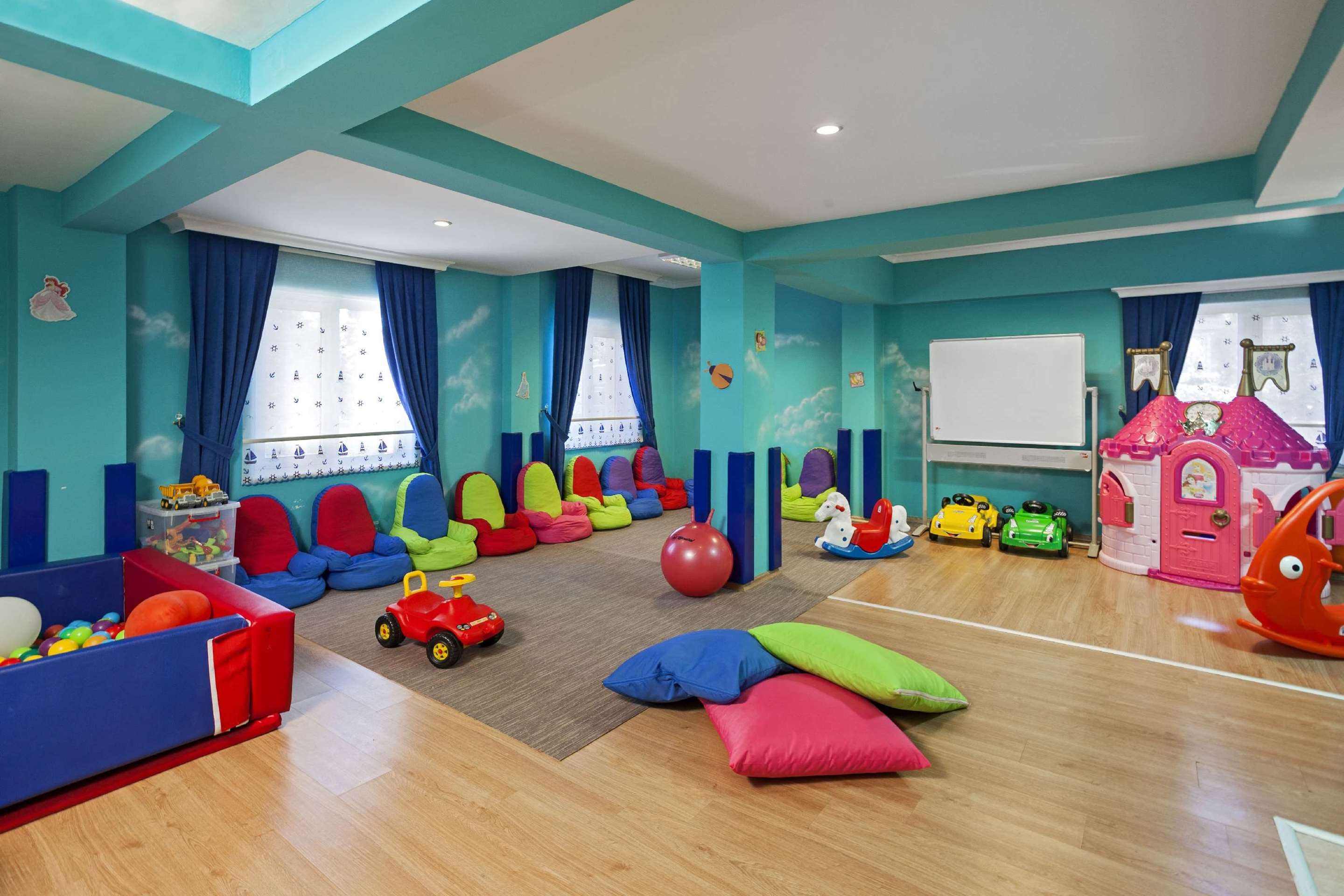 Maritim Pine Beach Resort Belek