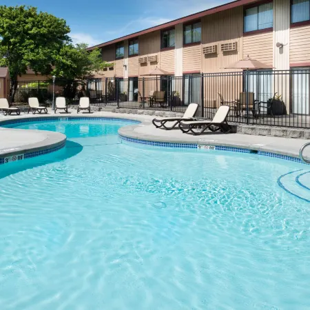 Ruby River Hotel