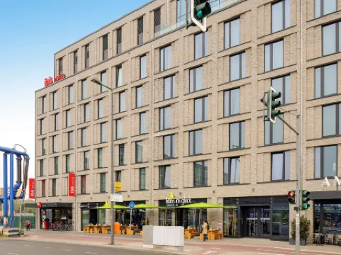 Ibis Berlin Hauptbahnhof Отели рядом с достопримечательностью «Рейхстаг»
