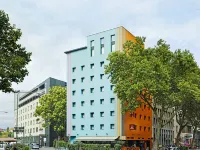 25hours Hotel Frankfurt The Goldman Hotels near Ostend