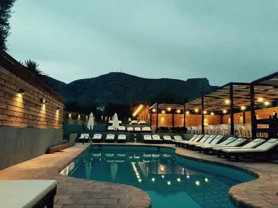 Indigo Inn
