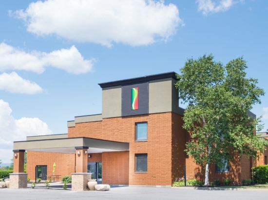 hotels in plattsburgh ny with indoor water park
