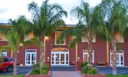 Best Western Plus Hill House Отели в г. Керн