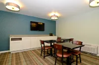 Best Western Plus Stevenson Manor - breakfast