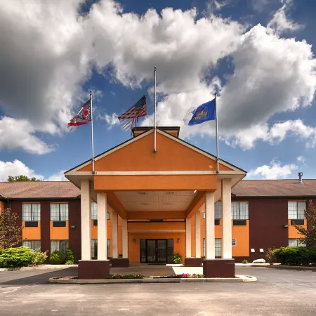 Countryside Inn and Suites