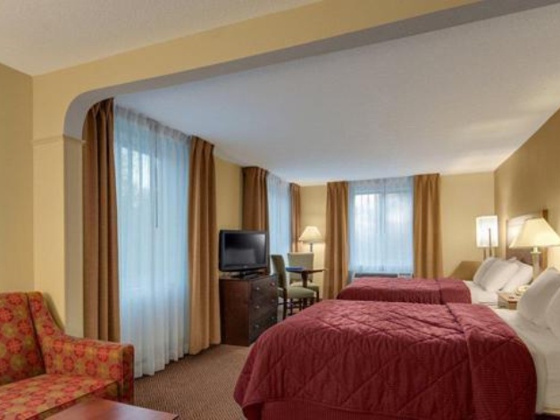 Holiday Inn Express & Suites - Lincoln East - White Mountains, an Ihg Hotel