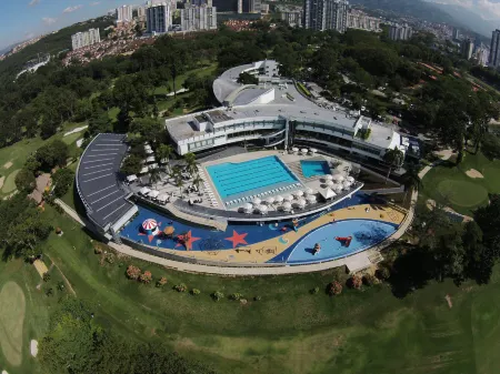 Club Campestre de Bucaramanga Отели в г. Лома Меса де Руитоке