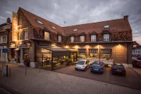 The Originals Boutique, Hôtel Auberge du Forgeron, Lille Sud