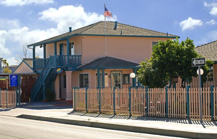 Riverside Inn & Suites Santa Cruz