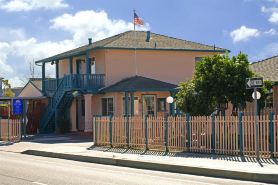 Riverside Inn & Suites Santa Cruz