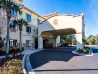 Comfort Suites Hotels near Shell Island