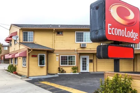 Morro Bay Beach Inn Отели рядом с достопримечательностью «Морро Странд Стейт Бич»