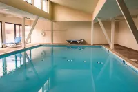 Rodeway Inn Lyons - la Grange - piscina