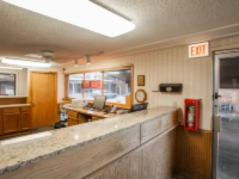 Rodeway Inn Lyons - la Grange Hotels in Lyons