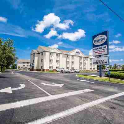 Suburban Studios Melbourne Airport Hotel Exterior