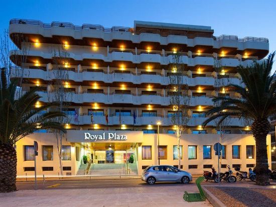 Hotel Royal Plaza
