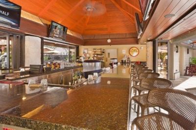 バー ワイキキ ショア by アウトリガーの写真